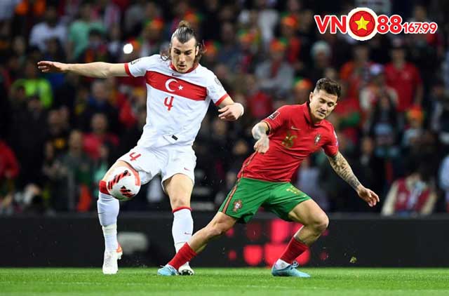 Cuộc chạm trán nảy lửa giữa Thổ Nhĩ Kỳ vs Bồ Đào Nha